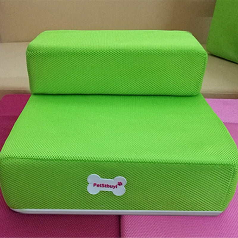 Easy Climb: Cosy Steps for Your Furry Friend