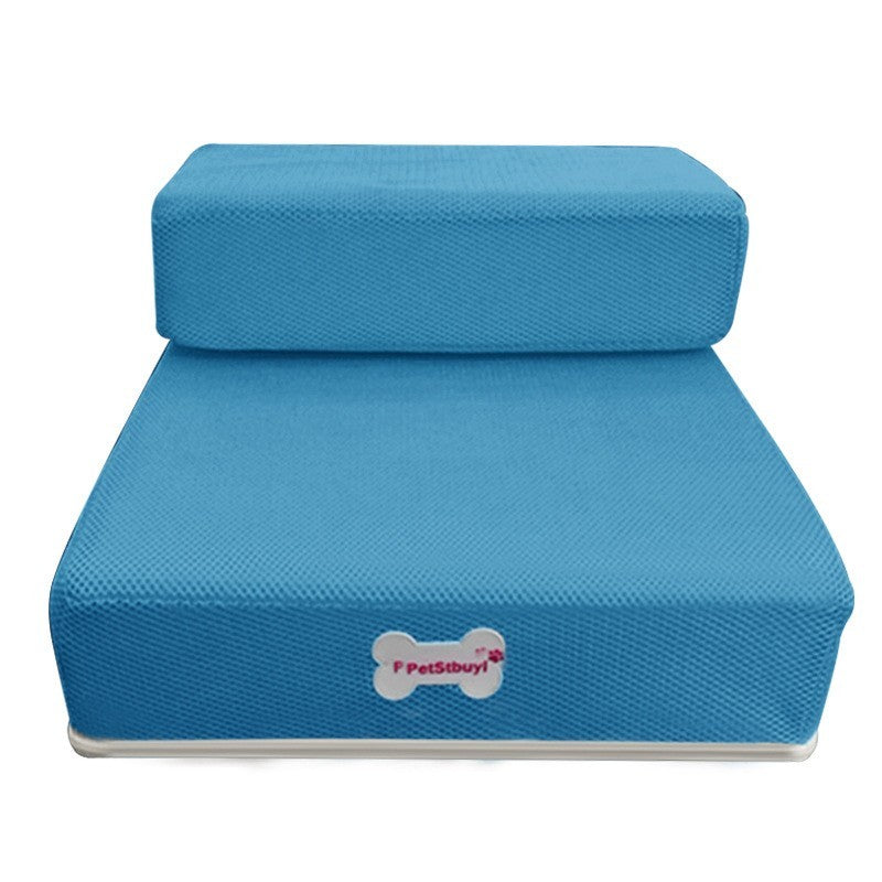 Easy Climb: Cosy Steps for Your Furry Friend